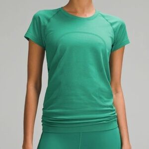 Lululemon Swiftly Tech Short Sleeve 2.0